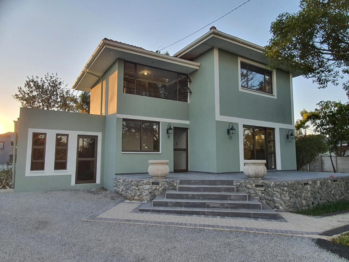 Coral Tree Boutique Guesthouse Ист-Лондон Экстерьер фото